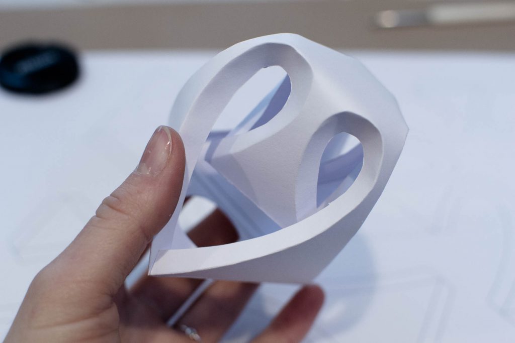 DesignBasics_FormThroughFolding_PaperSculpture_JacquelineHen